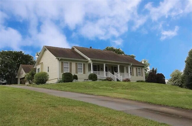 property at 818 Springlake Rd