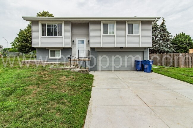 property at 13616 Emiline Cir