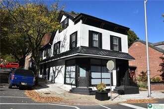 100 N 4th St in Easton, PA - Building Photo - Building Photo