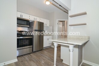 1337 E Market St in Indianapolis, IN - Building Photo - Building Photo