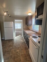 441 W Exchange St, Unit 1 in Sycamore, IL - Building Photo - Building Photo