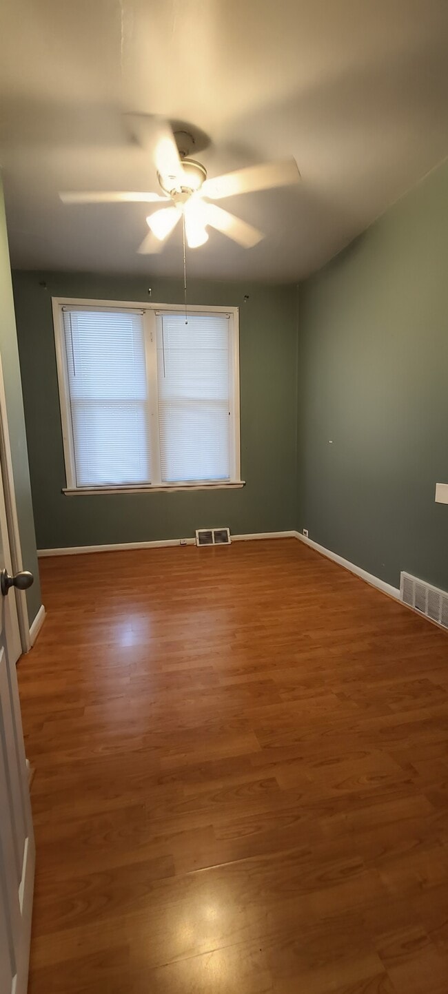 7414 Montour St, Unit A in Philadelphia, PA - Building Photo - Building Photo