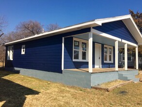 1909 NW 38th St in Oklahoma City, OK - Building Photo - Building Photo