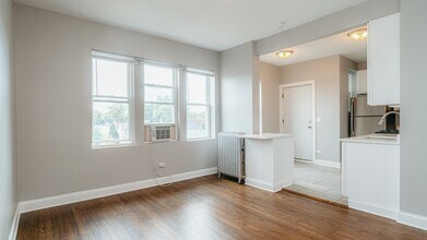 3853 W Schubert Ave in Chicago, IL - Building Photo - Building Photo