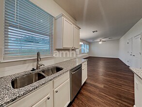 413 Crestrun Loop in Leesburg, FL - Building Photo - Building Photo