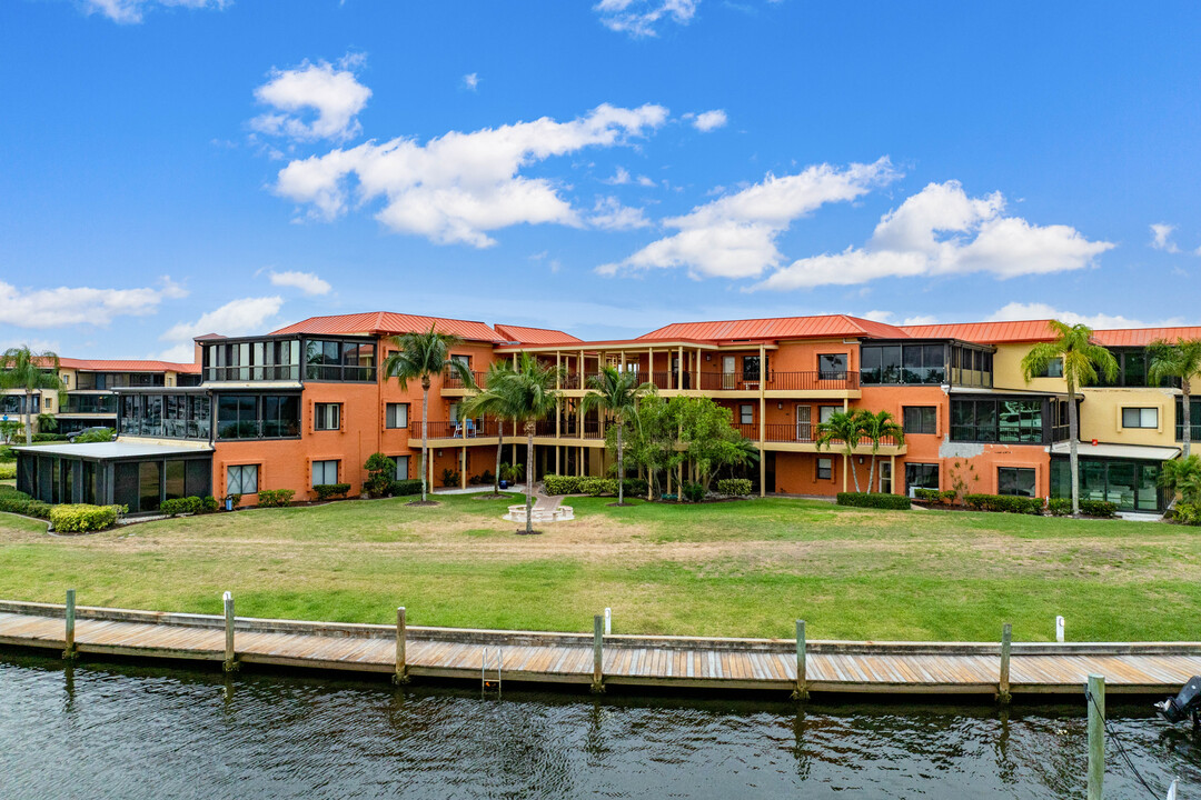 Marina Southshore Condominiums in Punta Gorda, FL - Building Photo