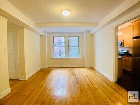 EAST 10 STREET in New York, NY - Building Photo