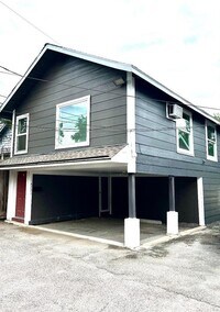 4731 Walker St photo'