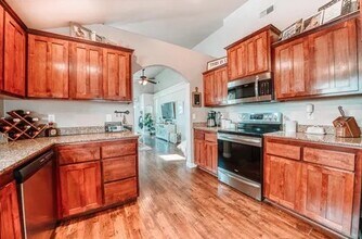 772 Nicholas Lee Dr in Medford, OR - Building Photo - Building Photo