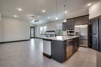 19136 Ariel Elena Wy in Pflugerville, TX - Building Photo - Building Photo