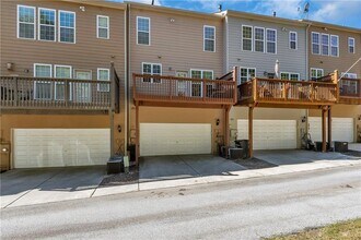 2167 Weldonberry Dr in Atlanta, GA - Building Photo - Building Photo