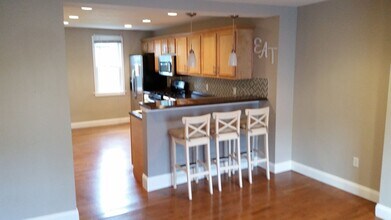 1823 Jane St in Pittsburgh, PA - Building Photo - Building Photo