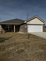 4400 Sunset St in Amarillo, TX - Building Photo