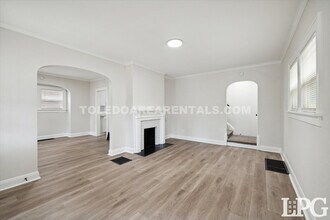 3606 Revere Dr in Toledo, OH - Building Photo - Building Photo