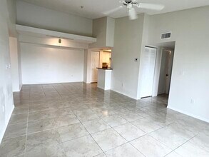 900 Crestwood Ct S in Royal Palm Beach, FL - Building Photo - Building Photo