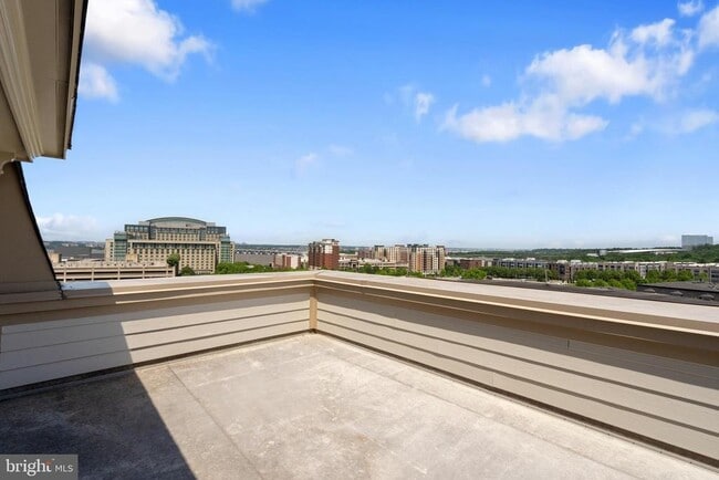 500 Overlook Park Dr in Oxon Hill, MD - Building Photo - Building Photo