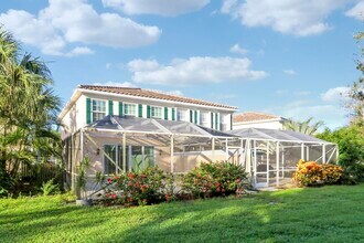 468 Capistrano Dr in Palm Beach Gardens, FL - Building Photo - Building Photo