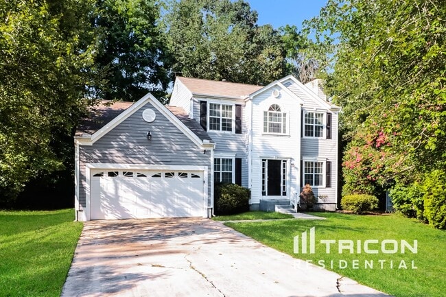 property at 7019 Hunter Gln Dr