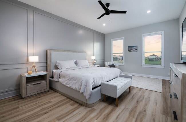 property at 4318 Bolivar Cir