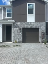 1650 Greenleaf Wds Cv in Oviedo, FL - Building Photo