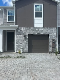 property at 1650 Greenleaf Wds Cv