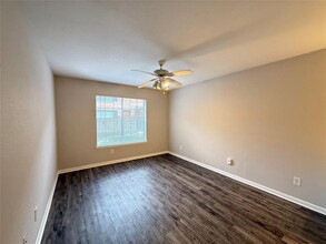2030 Winrock Blvd in Houston, TX - Building Photo - Building Photo