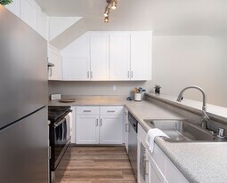 Americana Apartments