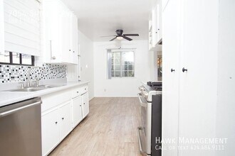 7054 Shirley Ave in Los Angeles, CA - Building Photo - Building Photo