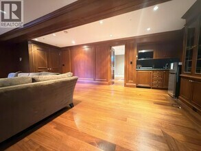 3637 Pine Cres in Vancouver, BC - Building Photo - Building Photo