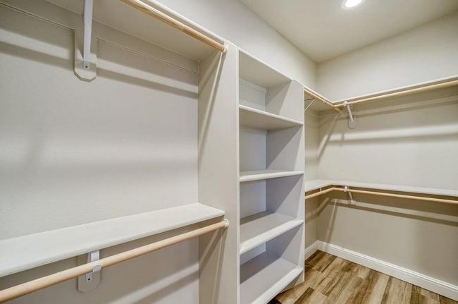 4585 Risstay Way in Shasta Lake, CA - Building Photo - Building Photo