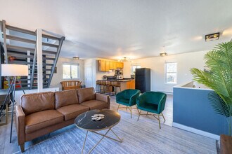 13043 Mountain Crest Cir in Draper, UT - Building Photo - Building Photo