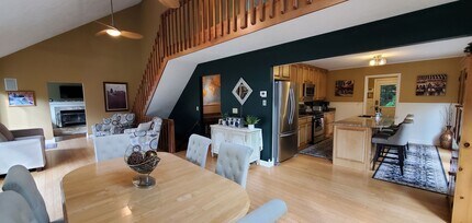 9099 Merrill Ridge Dr in Williamsburg, MI - Building Photo - Building Photo