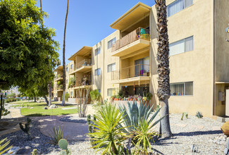 Palm Towers West in Palm Springs, CA - Building Photo - Other