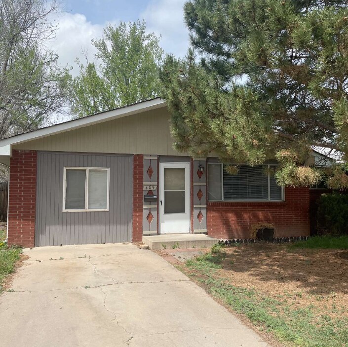 409 Tedmon Dr in Fort Collins, CO - Building Photo