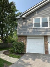 2743 Wayfaring Ln in Lisle, IL - Building Photo - Building Photo