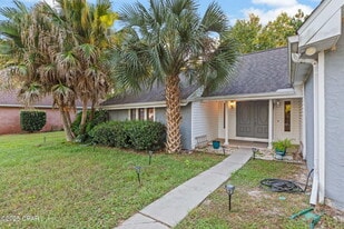 301 Fairway Blvd in Panama City, FL - Building Photo