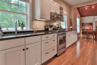 26 N Main St in Mont Vernon, NH - Building Photo - Building Photo