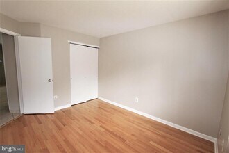 115 Ashton Ct in West Deptford, NJ - Building Photo - Building Photo