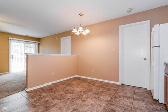 7467 Grandview Dr in Avon, IN - Building Photo - Building Photo