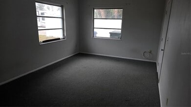 315 Shore Rd in Nokomis, FL - Building Photo - Building Photo