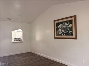 4160 Castilla Circle in Ft. Myers, FL - Foto de edificio - Building Photo