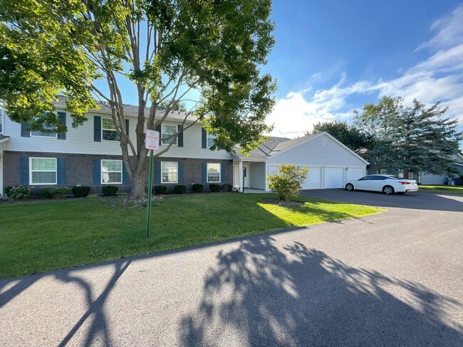 property at 690 Thorntree Ct