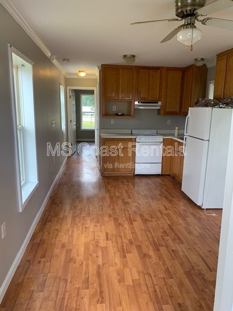 8400 W Oaklawn Rd in Biloxi, MS - Building Photo - Building Photo