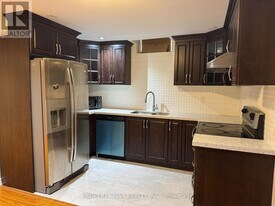 22 Batchford Crescent in Markham, ON - Building Photo