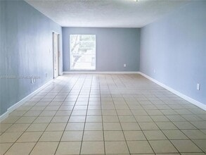 1990 W 56th St in Hialeah, FL - Building Photo - Building Photo