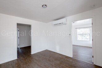 425 Washington Ave-Unit -425 in Bakersfield, CA - Building Photo - Building Photo