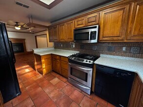 1215 N 7th St in Wichita Falls, TX - Building Photo - Building Photo