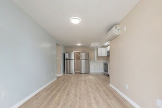 3016 S West View St in Los Angeles, CA - Foto de edificio - Building Photo