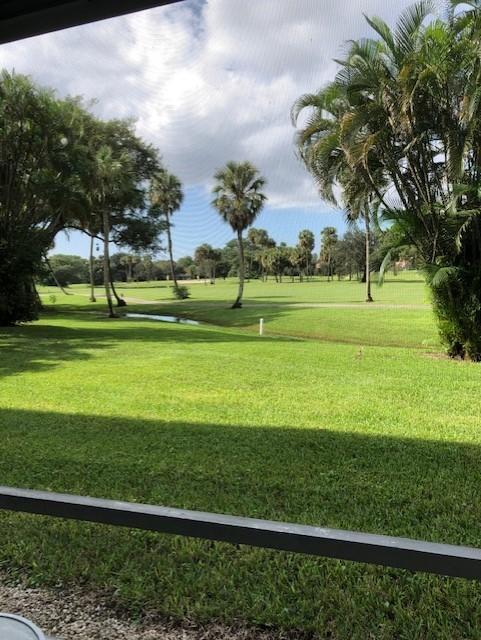 3980 Oaks Clubhouse Dr in Pompano Beach, FL - Building Photo