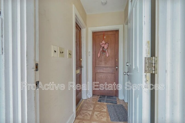 101 Chesterfield Rd in Hampton, VA - Building Photo - Building Photo